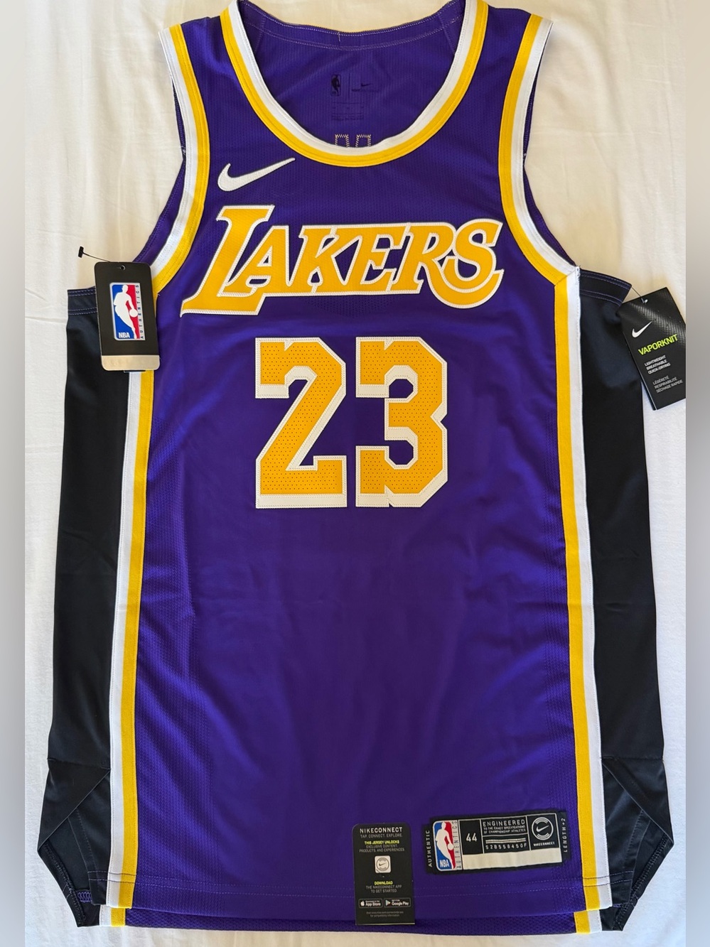 Nike NBA Vaporknit LA Lakers James #23 Basketball Jersey AJ5197-505 Men’s: M(44)